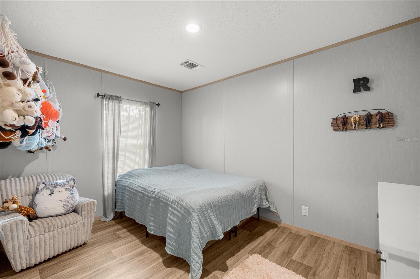 WILLISTON HIGHLANDS - Residential