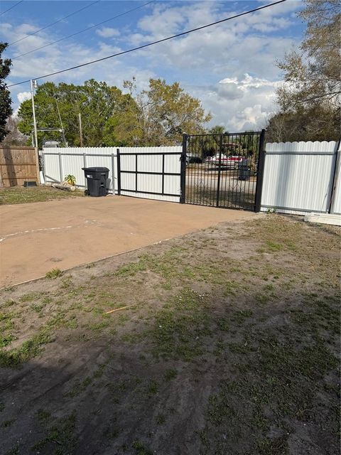 A home in OKEECHOBEE