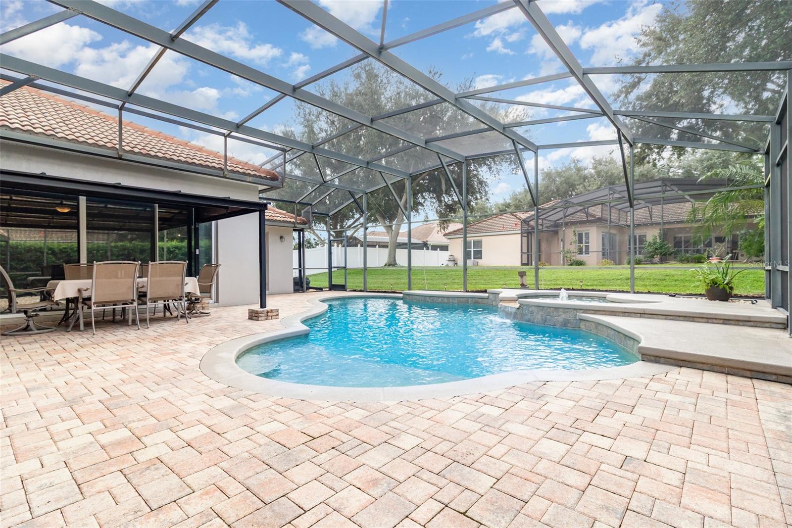 GLENMUIR 48 39 - Residential