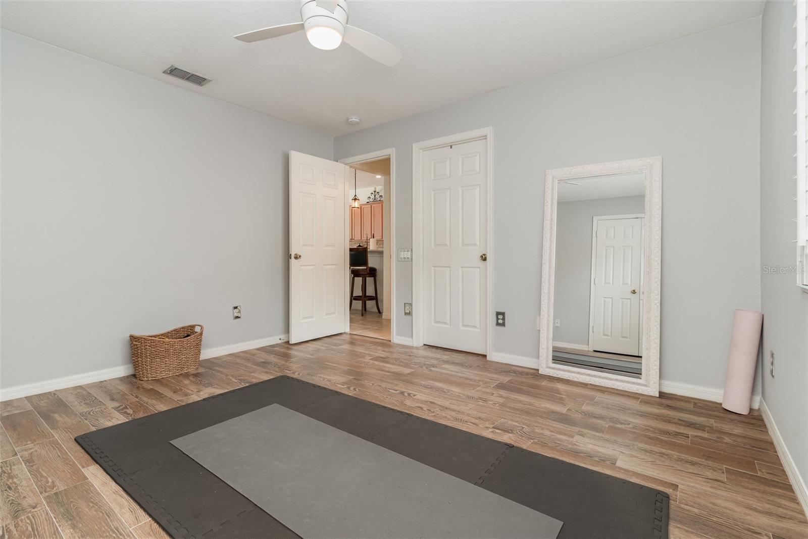 GLENMUIR 48 39 - Residential
