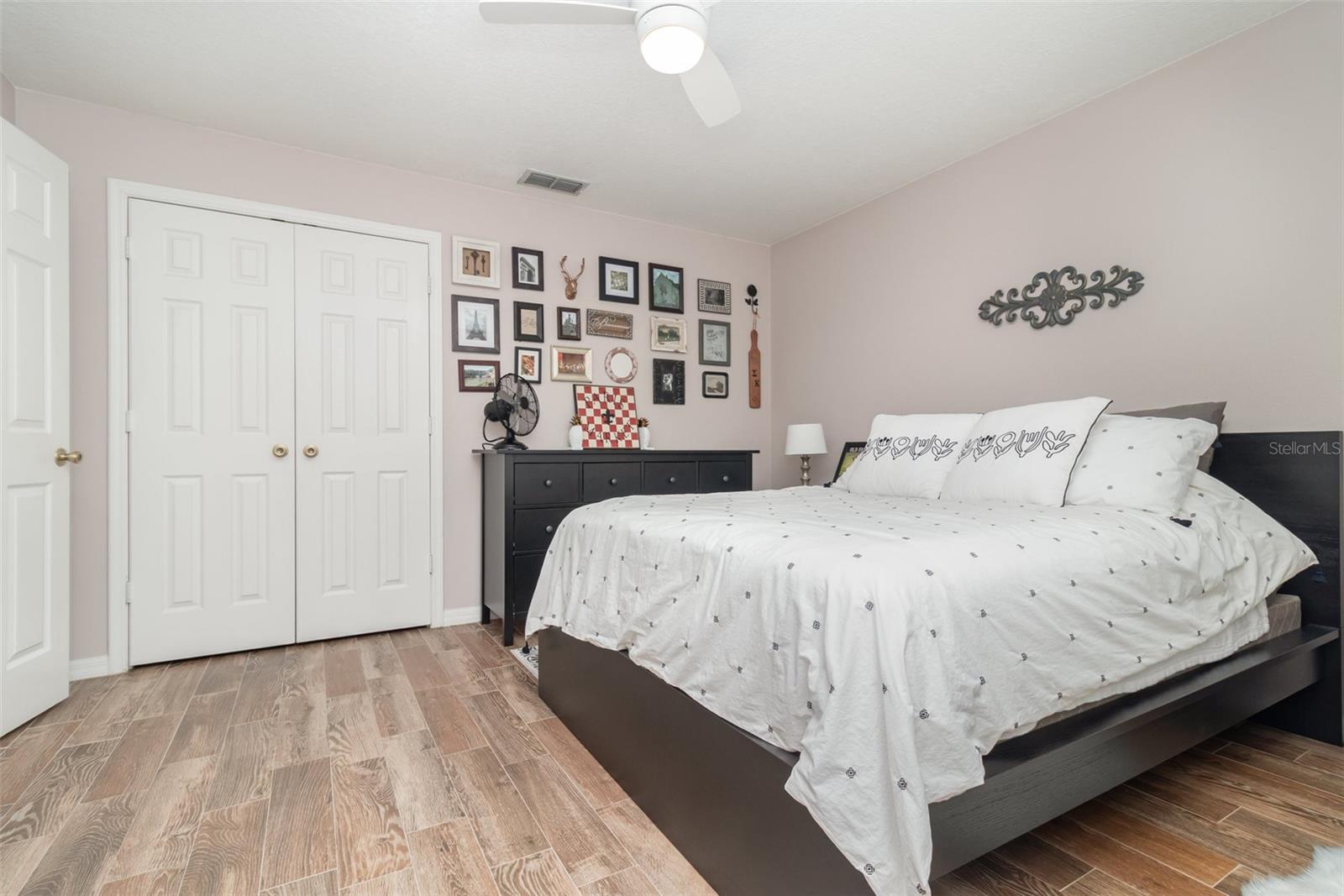 GLENMUIR 48 39 - Residential