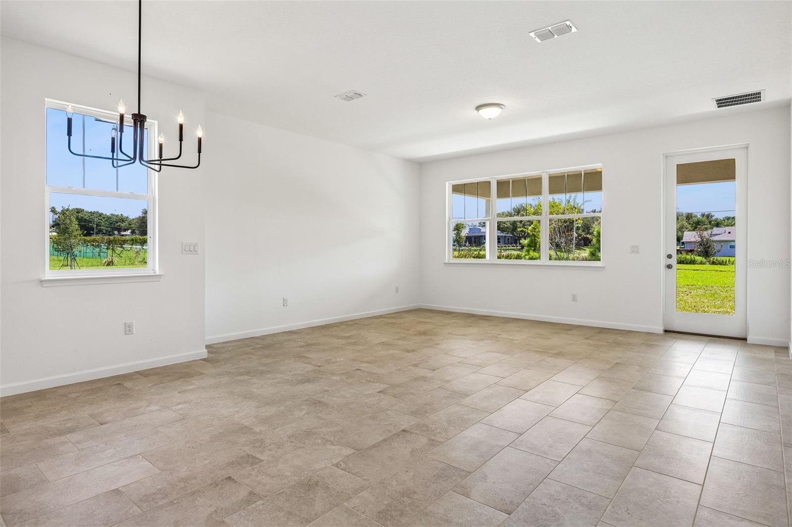 3780 WATERCLIFF CIRCLE