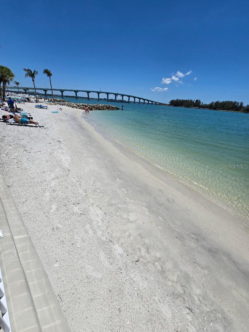 CONTINENTAL TOWERS INC CONDO - Residential