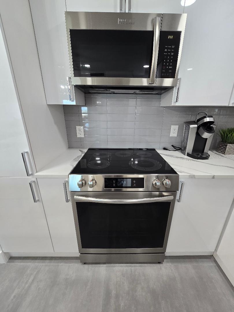 CONTINENTAL TOWERS INC CONDO - Residential