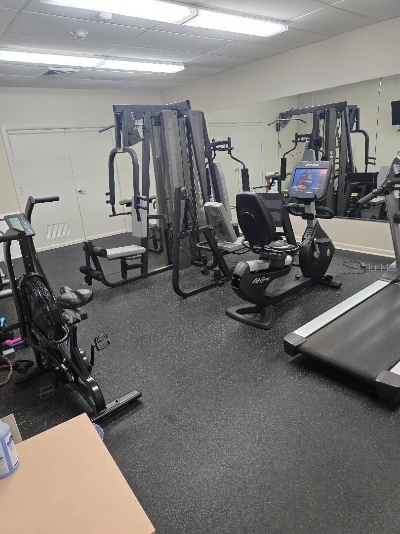 CONTINENTAL TOWERS INC CONDO - Residential