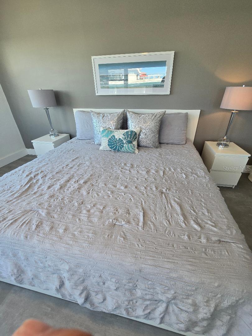 CONTINENTAL TOWERS INC CONDO - Residential