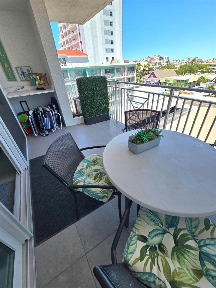 CONTINENTAL TOWERS INC CONDO - Residential