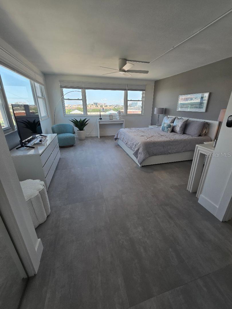 CONTINENTAL TOWERS INC CONDO - Residential