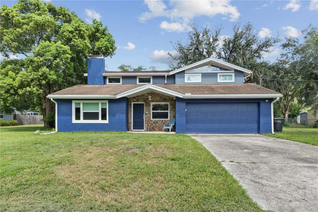 Photo of 4734 Monterey Drive, Winter Haven, FL 33880 (MLS # L4964145)
