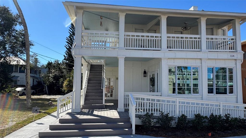 Photo of 114 Live Oak Street, New Smyrna Beach, FL 32168 (MLS # NS1087237)