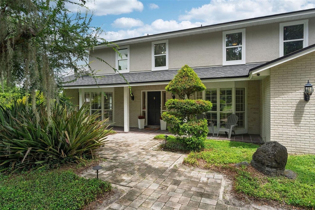 Photo of 2260 W Classic Court, Longwood, FL 32779 (MLS # O6435728)