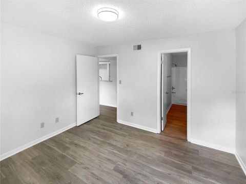 Condominium in ORLANDO FL 5587 DEVONBRIAR WAY 17.jpg