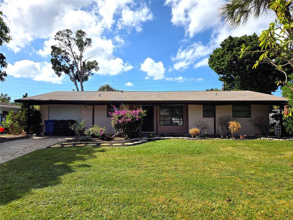 Photo of 5141 38th Street S, St Petersburg, FL 33711 (MLS # TB8442597)