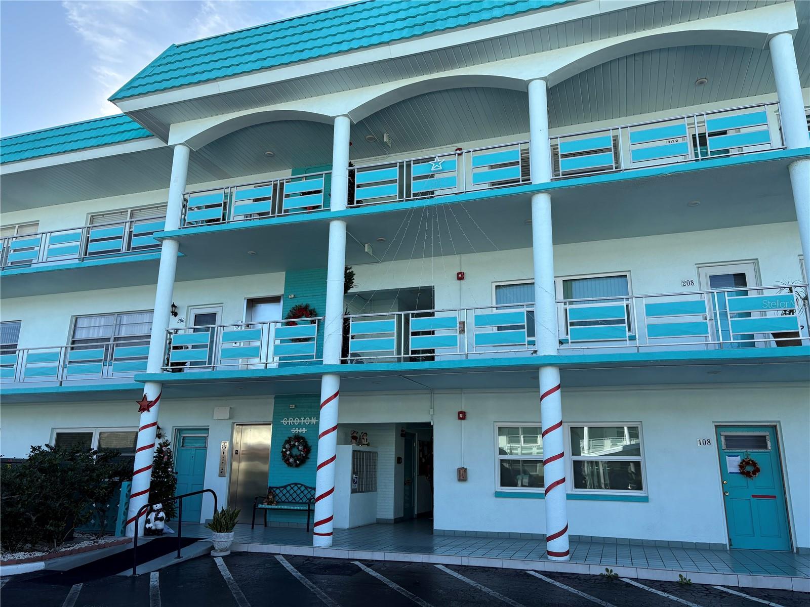 TOWN SHORES OF GULFPORT - Residential