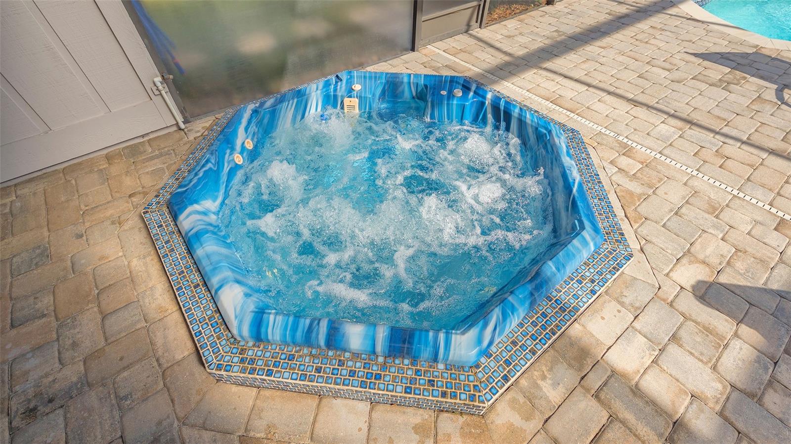 MISTY OAKS - Residential