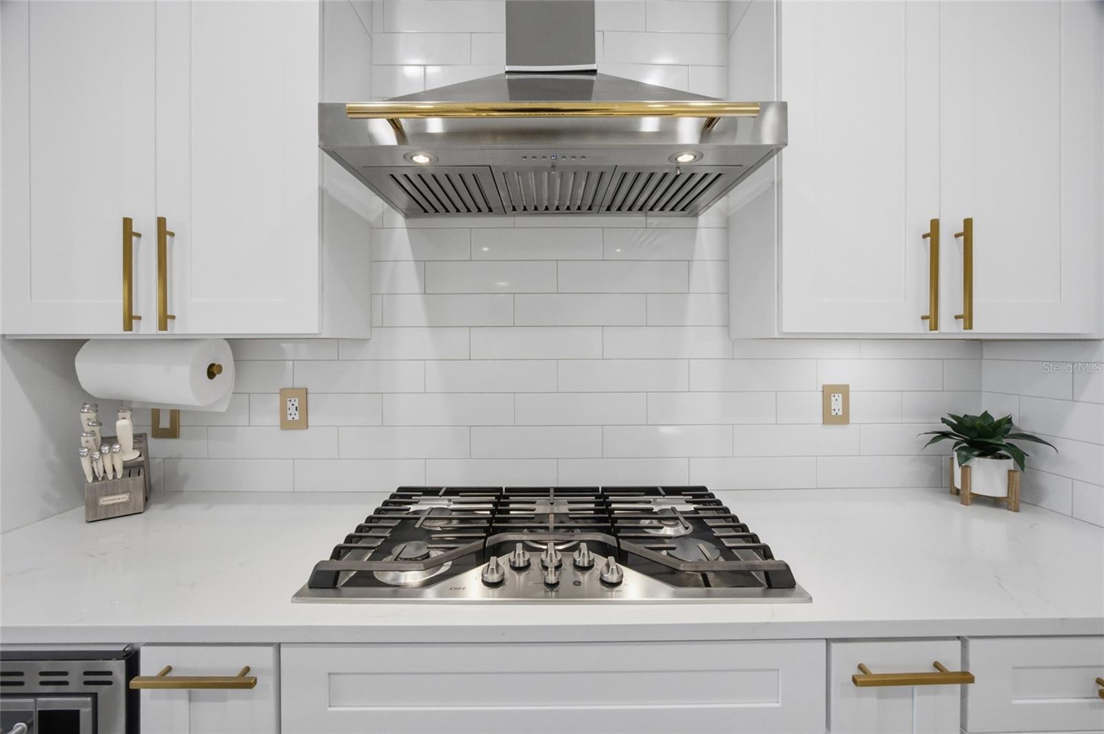 ESTANCIA - Residential