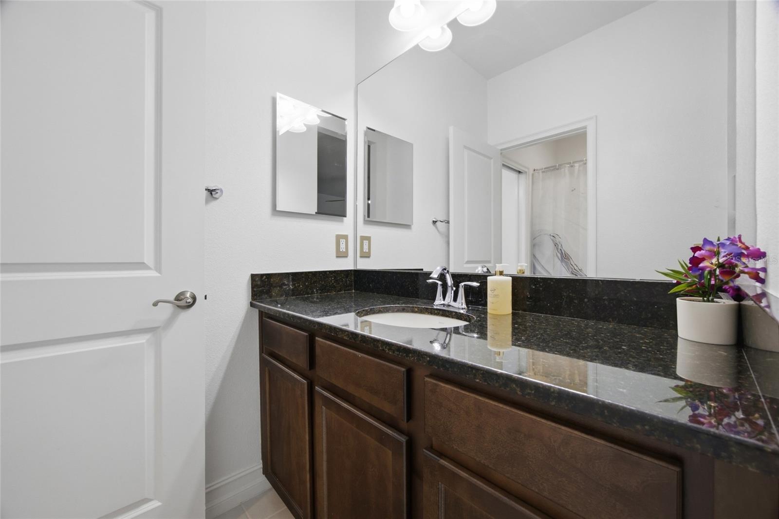 ESTANCIA - Residential