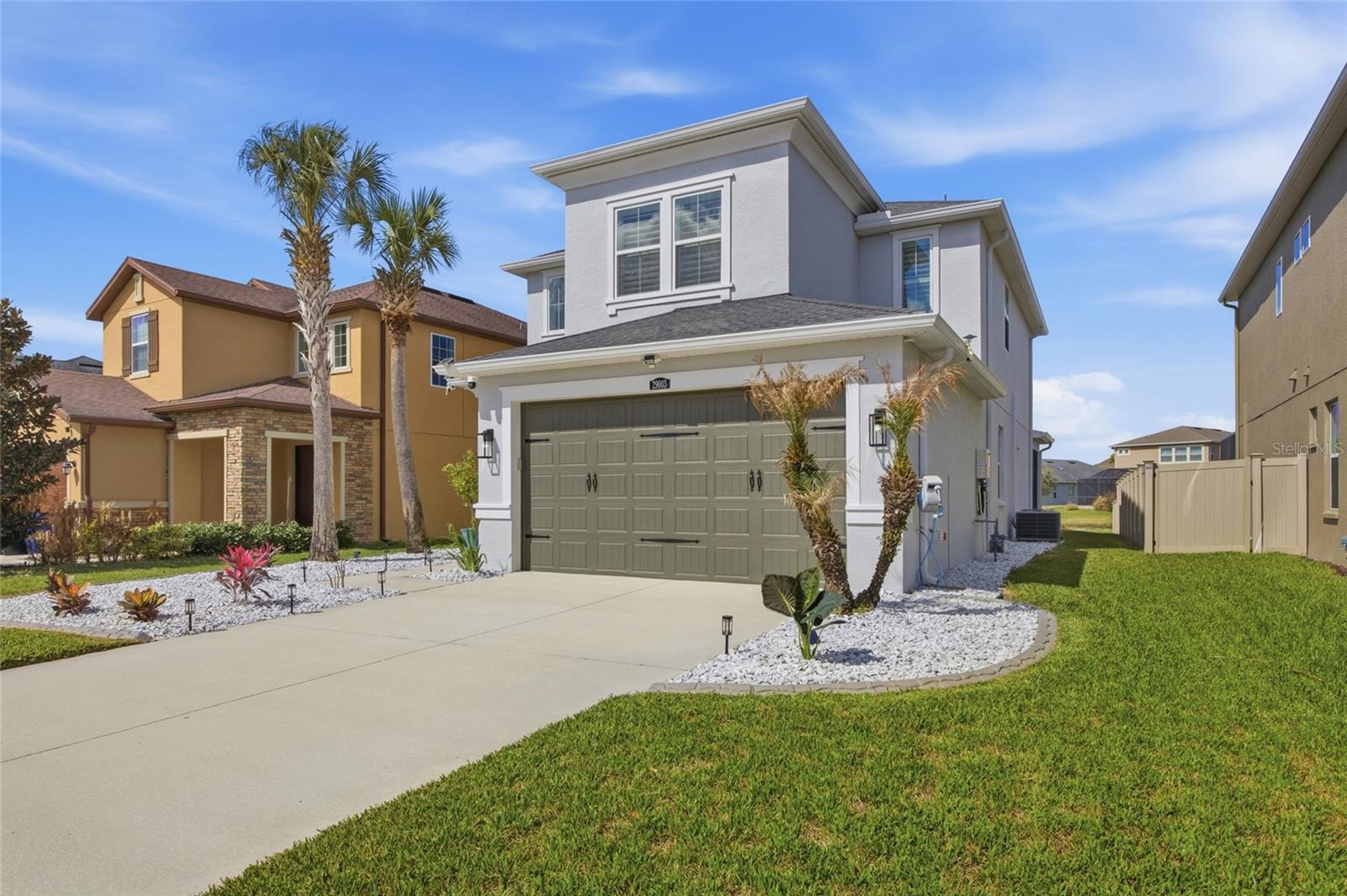 ESTANCIA - Residential