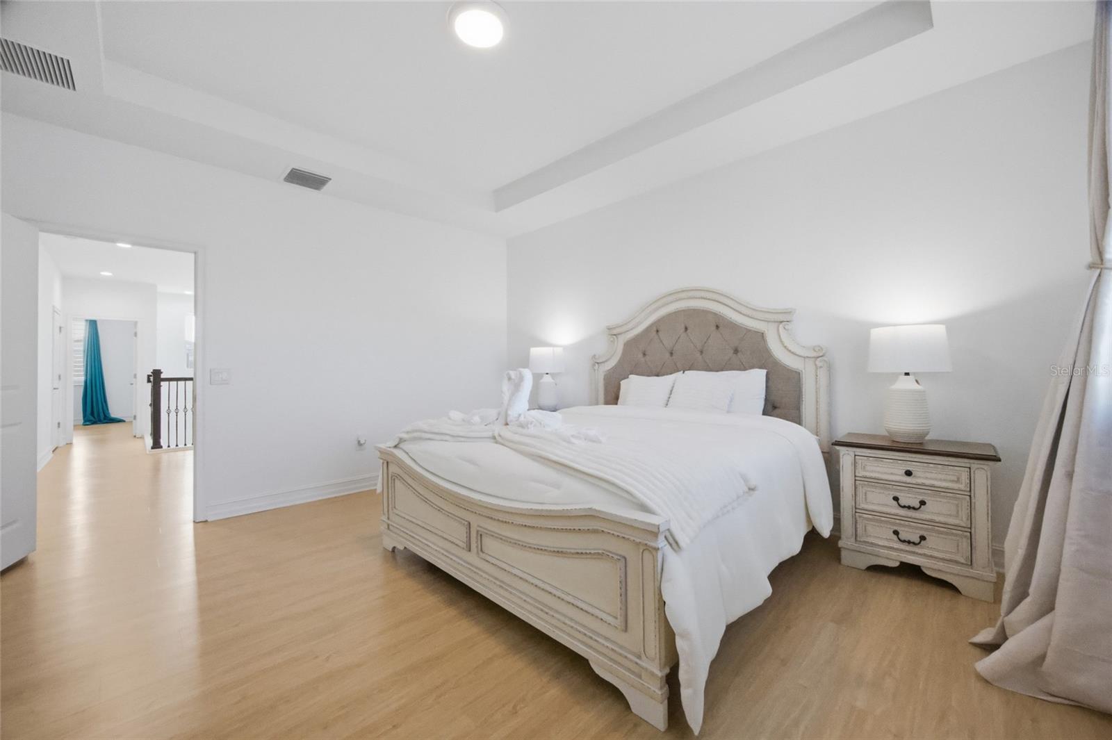 ESTANCIA - Residential