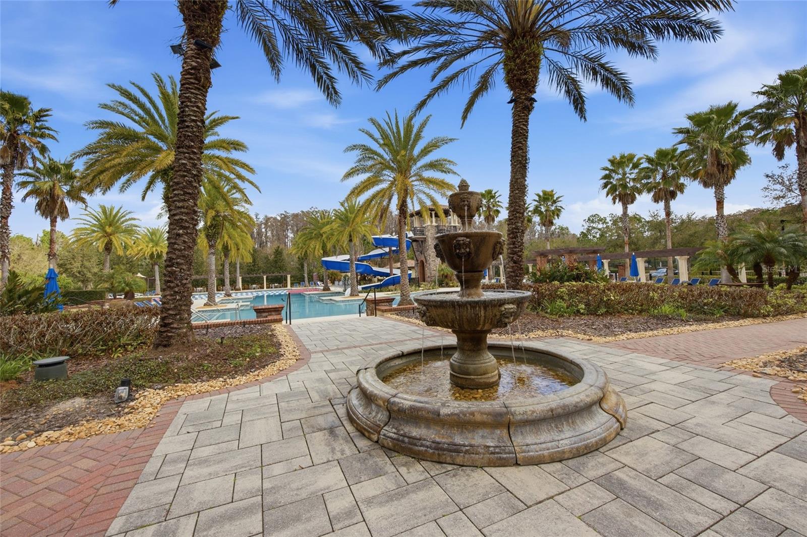 ESTANCIA - Residential