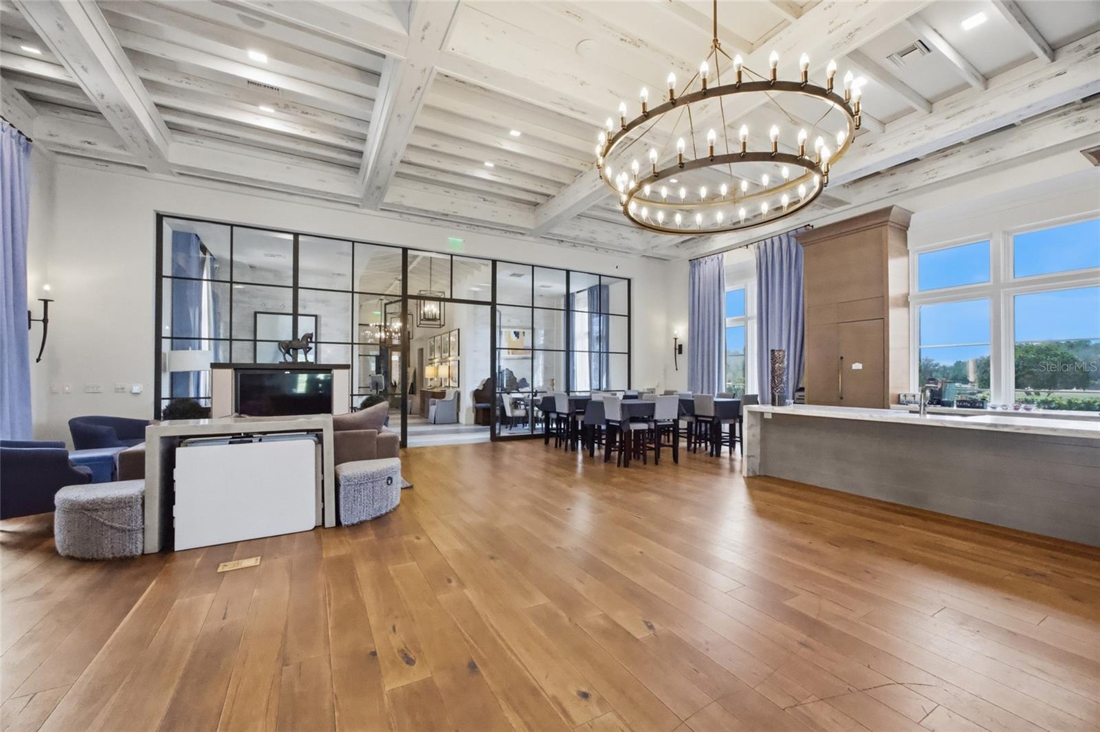 ESTANCIA - Residential