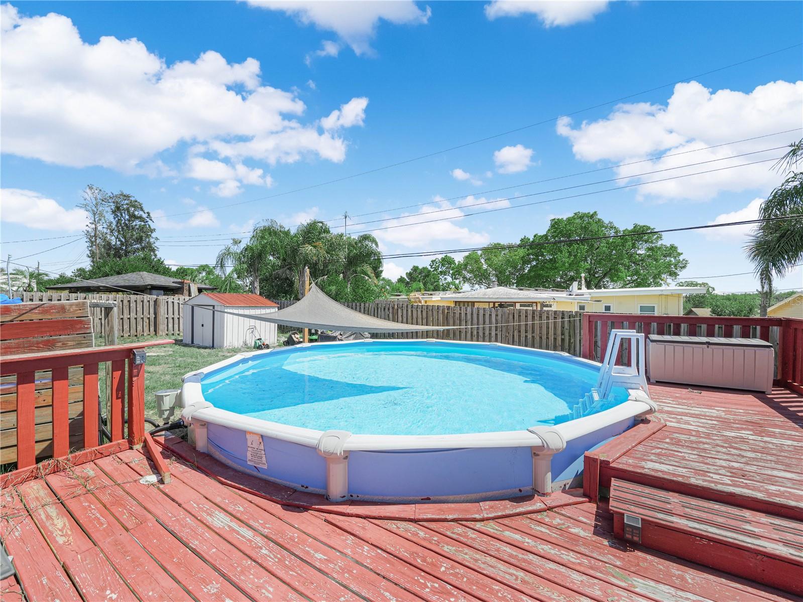 WOODLAND HILLS - Residential