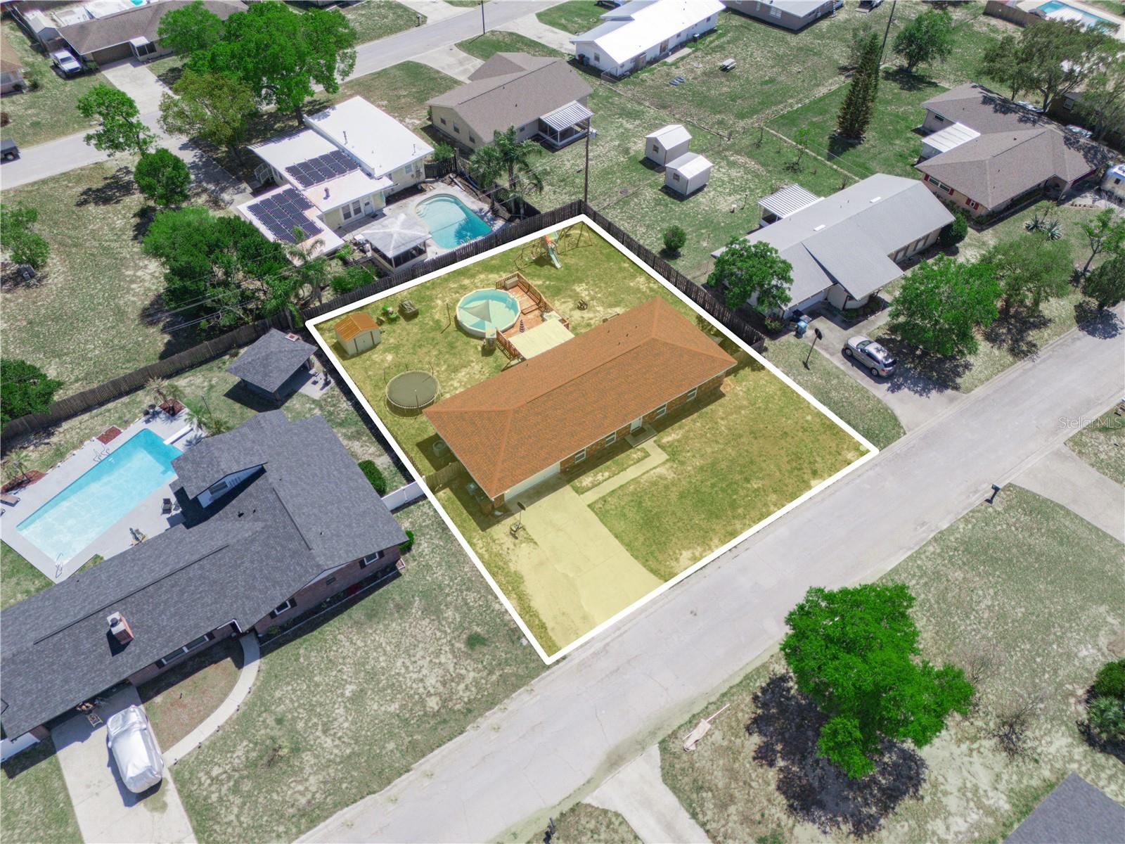 WOODLAND HILLS - Residential