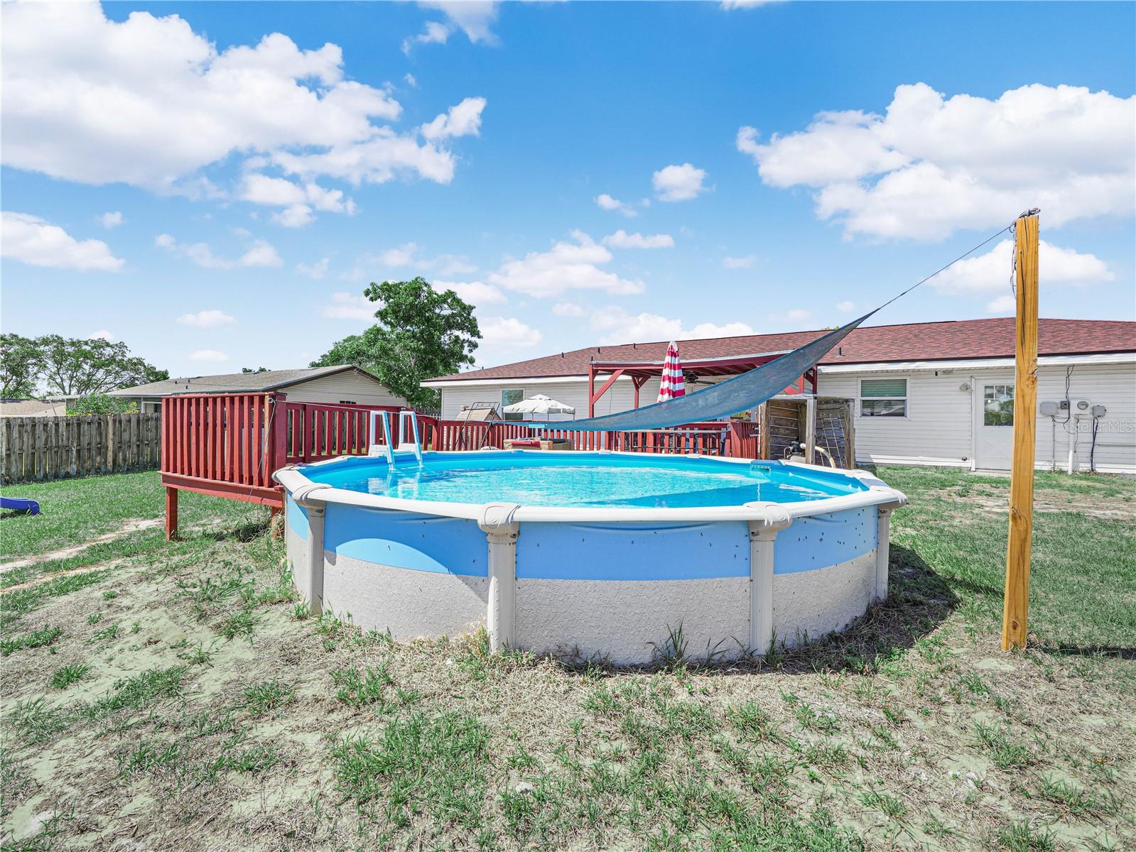 WOODLAND HILLS - Residential