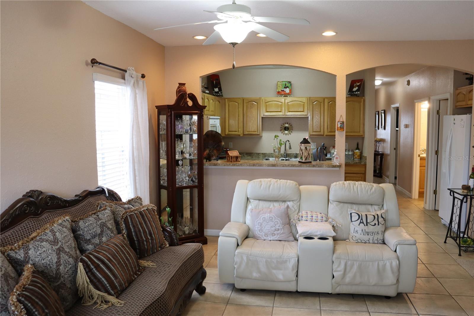 LAS VILLAS AT KENILWORTH - Residential