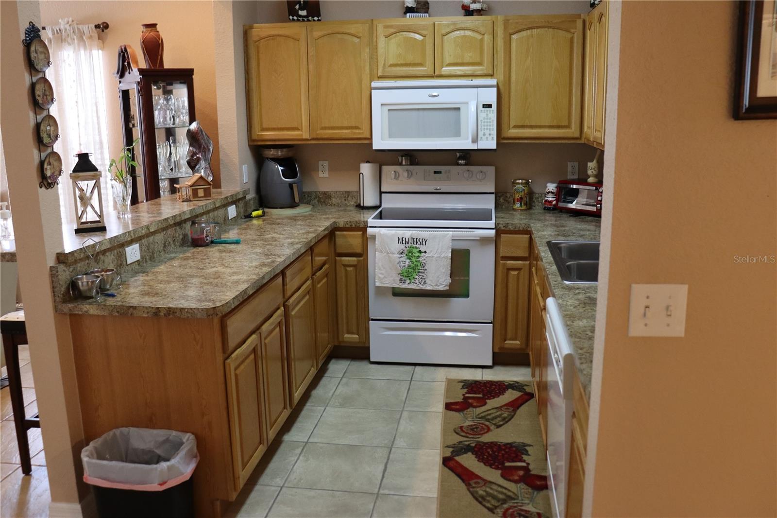 LAS VILLAS AT KENILWORTH - Residential