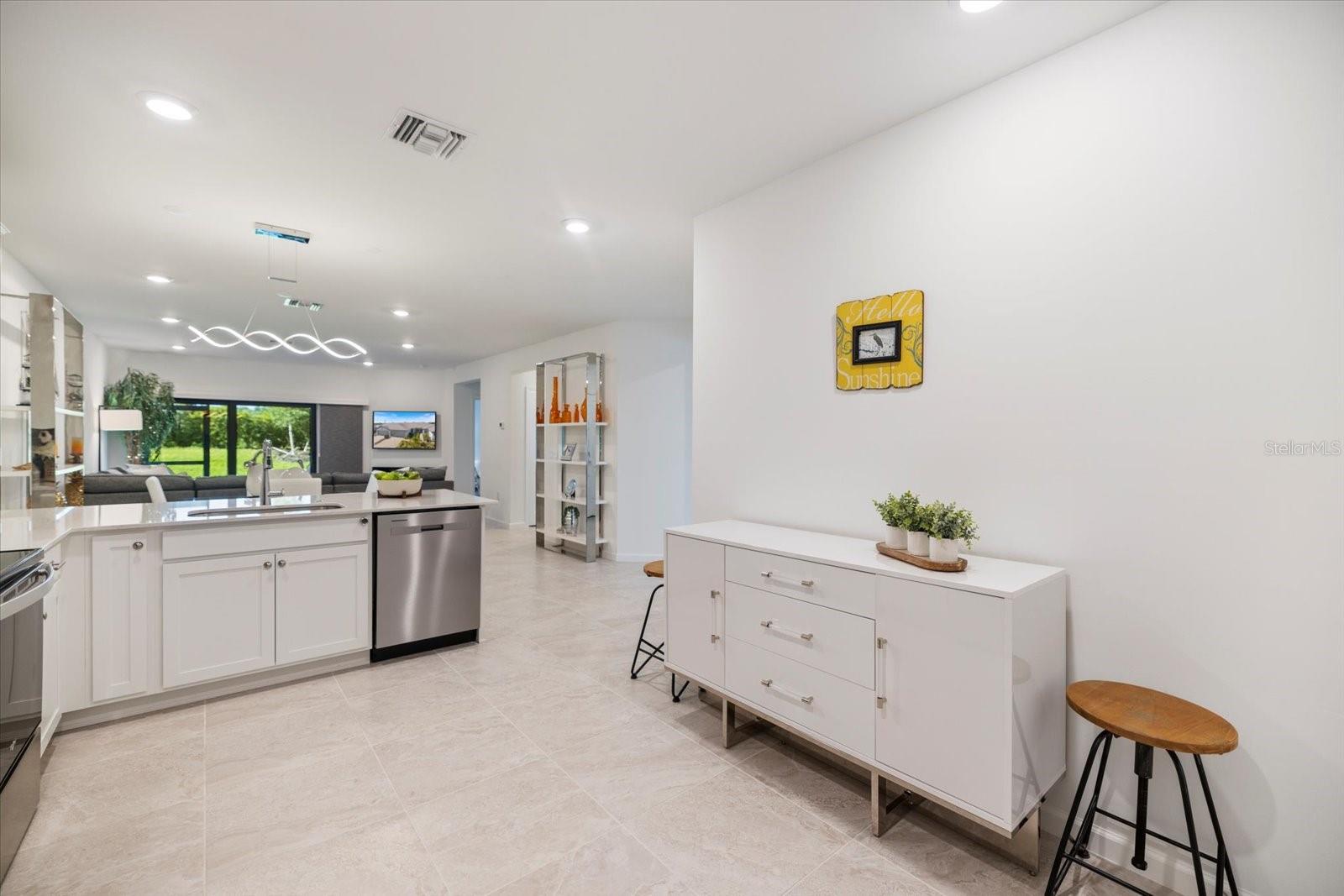 AVANTI AT WATERSIDE - Residential