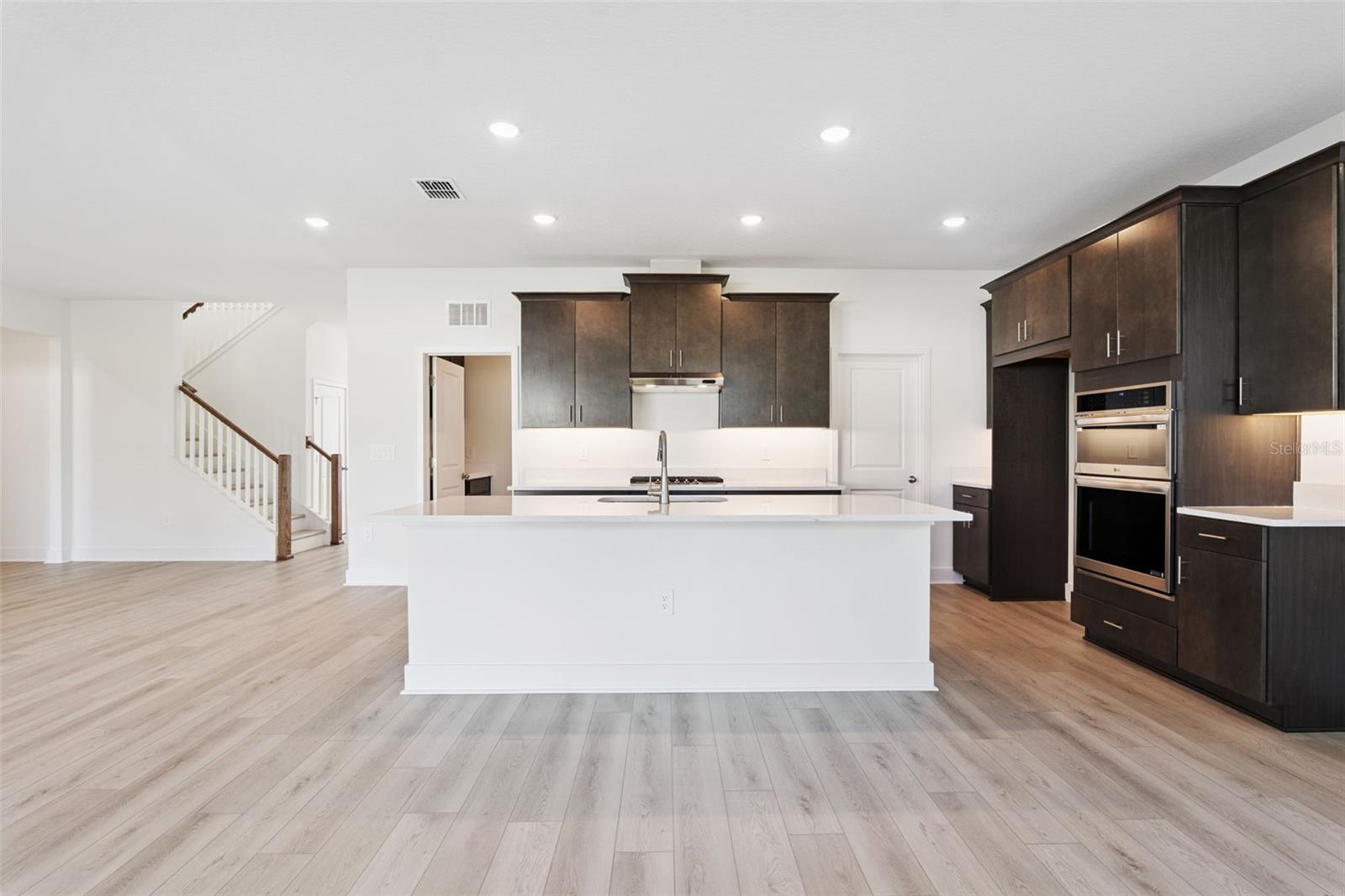 815 EMERALD GROVE DRIVE