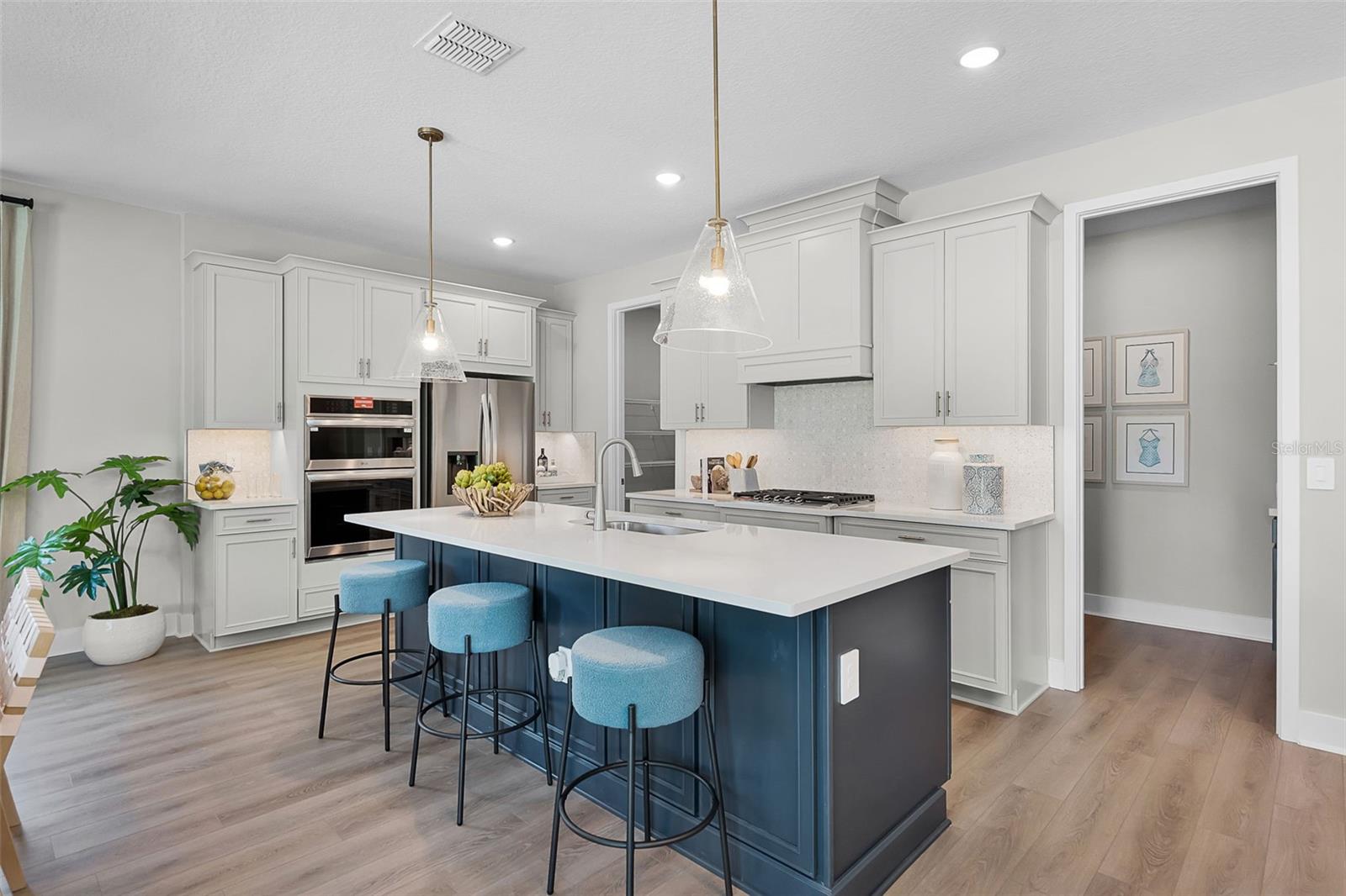 815 EMERALD GROVE DRIVE