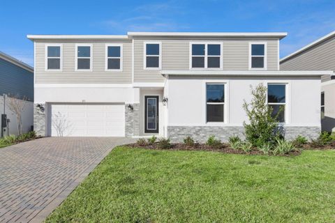 Photo of 815 Emerald Grove Drive, Apopka, FL 32703 (MLS # W7880711)