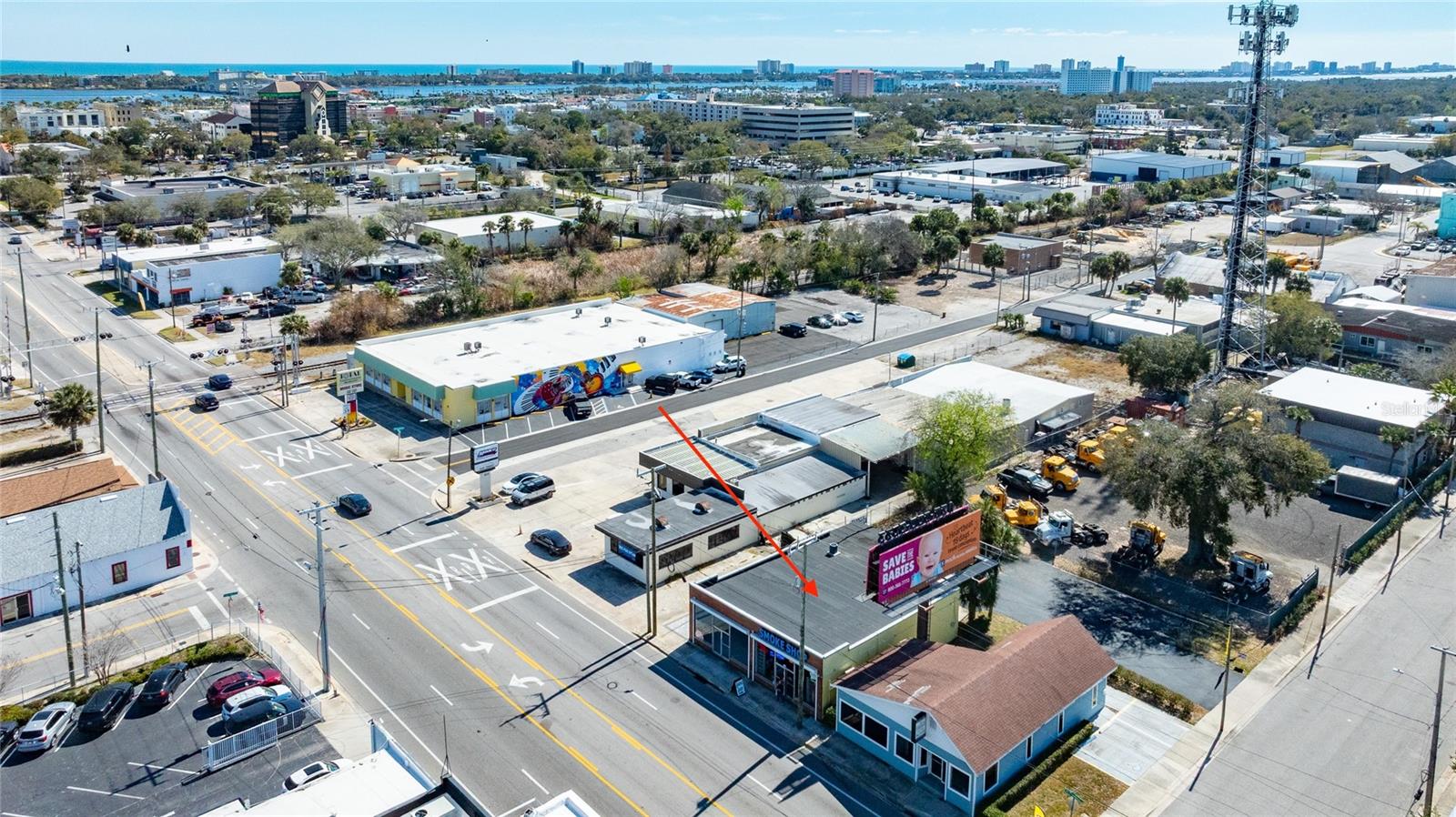 HODGMANS DAYTONA - Commercial Sale