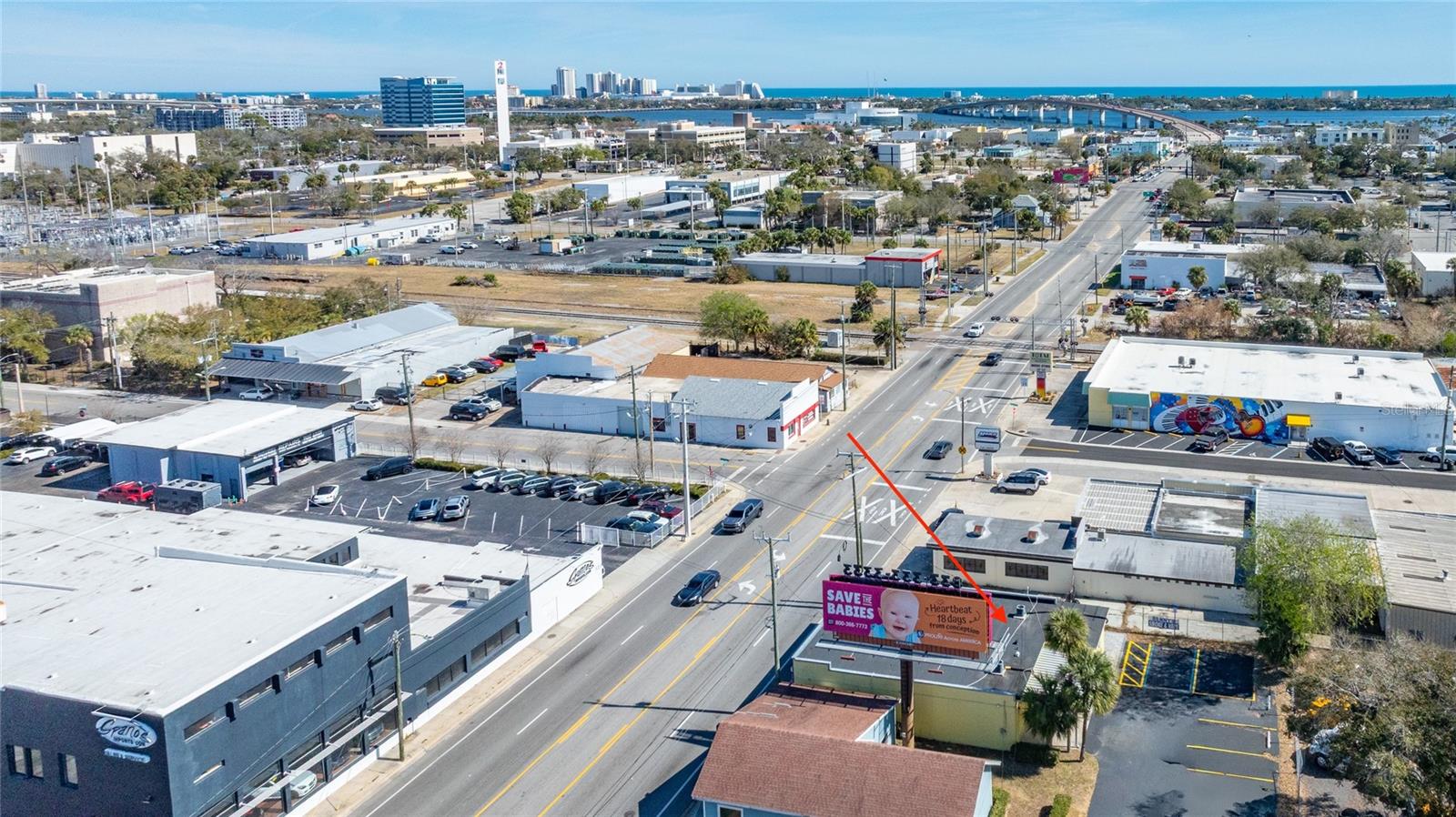 HODGMANS DAYTONA - Commercial Sale