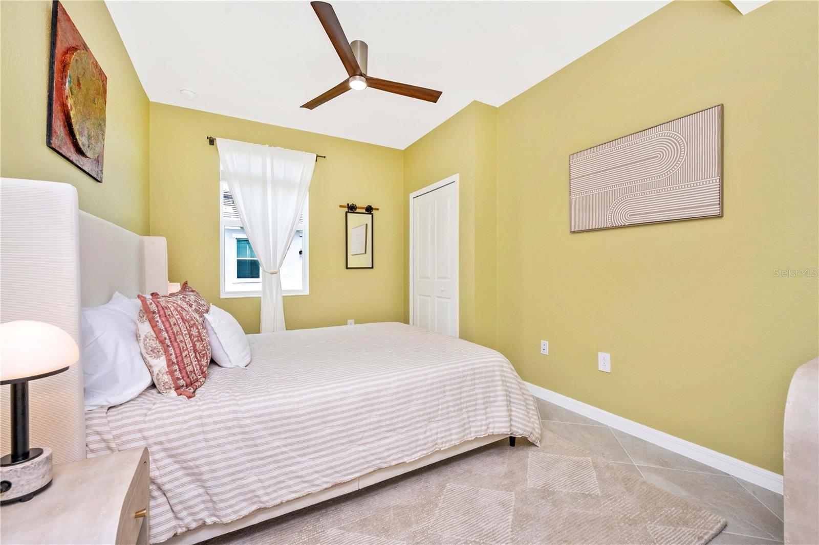WELLEN PARK GOLF & COUNTRY CLUB - Residential Lease