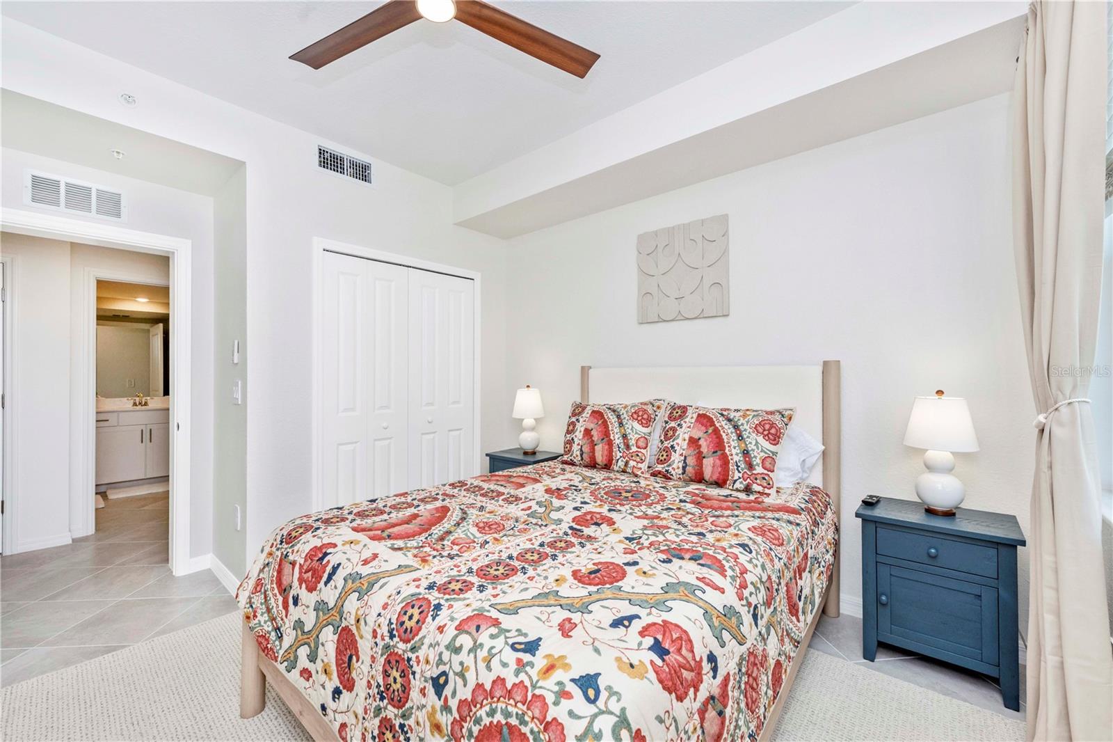 WELLEN PARK GOLF & COUNTRY CLUB - Residential Lease