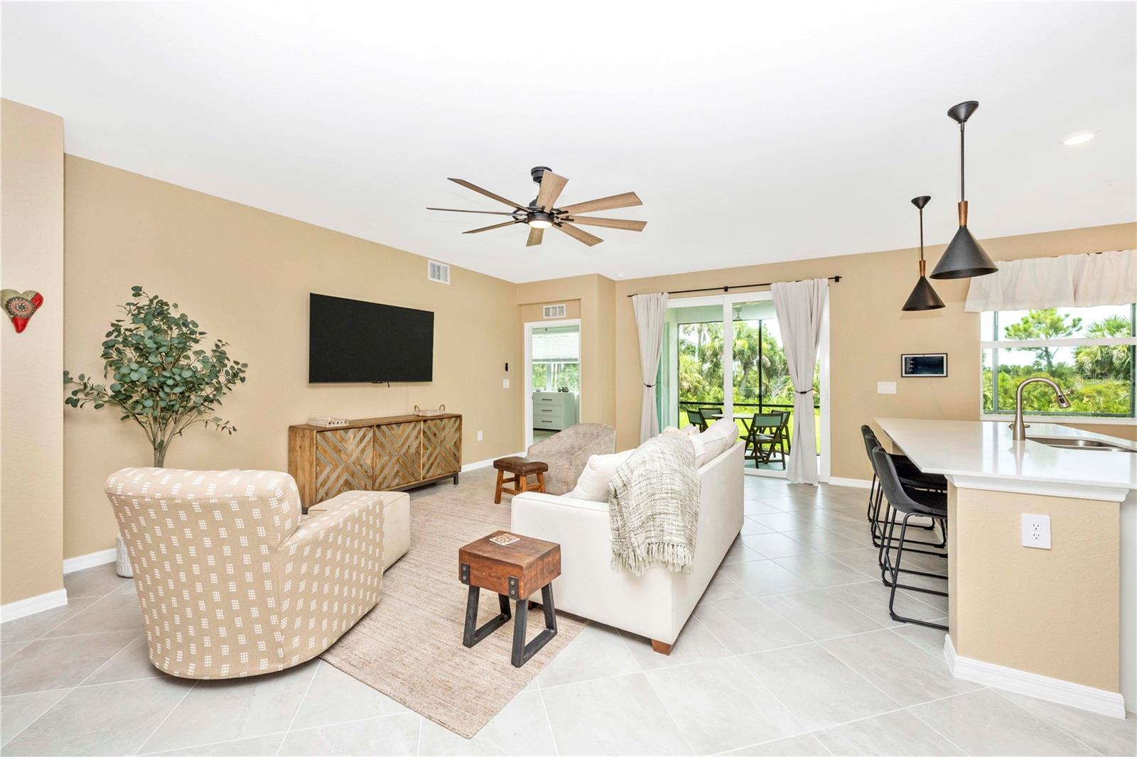 WELLEN PARK GOLF & COUNTRY CLUB - Residential Lease