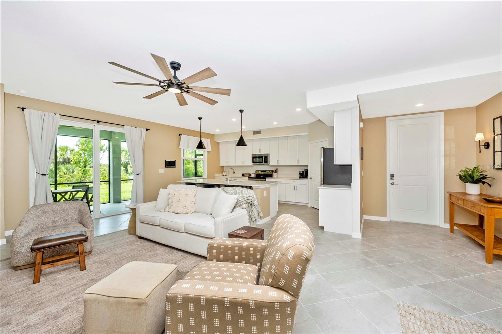 WELLEN PARK GOLF & COUNTRY CLUB - Residential Lease