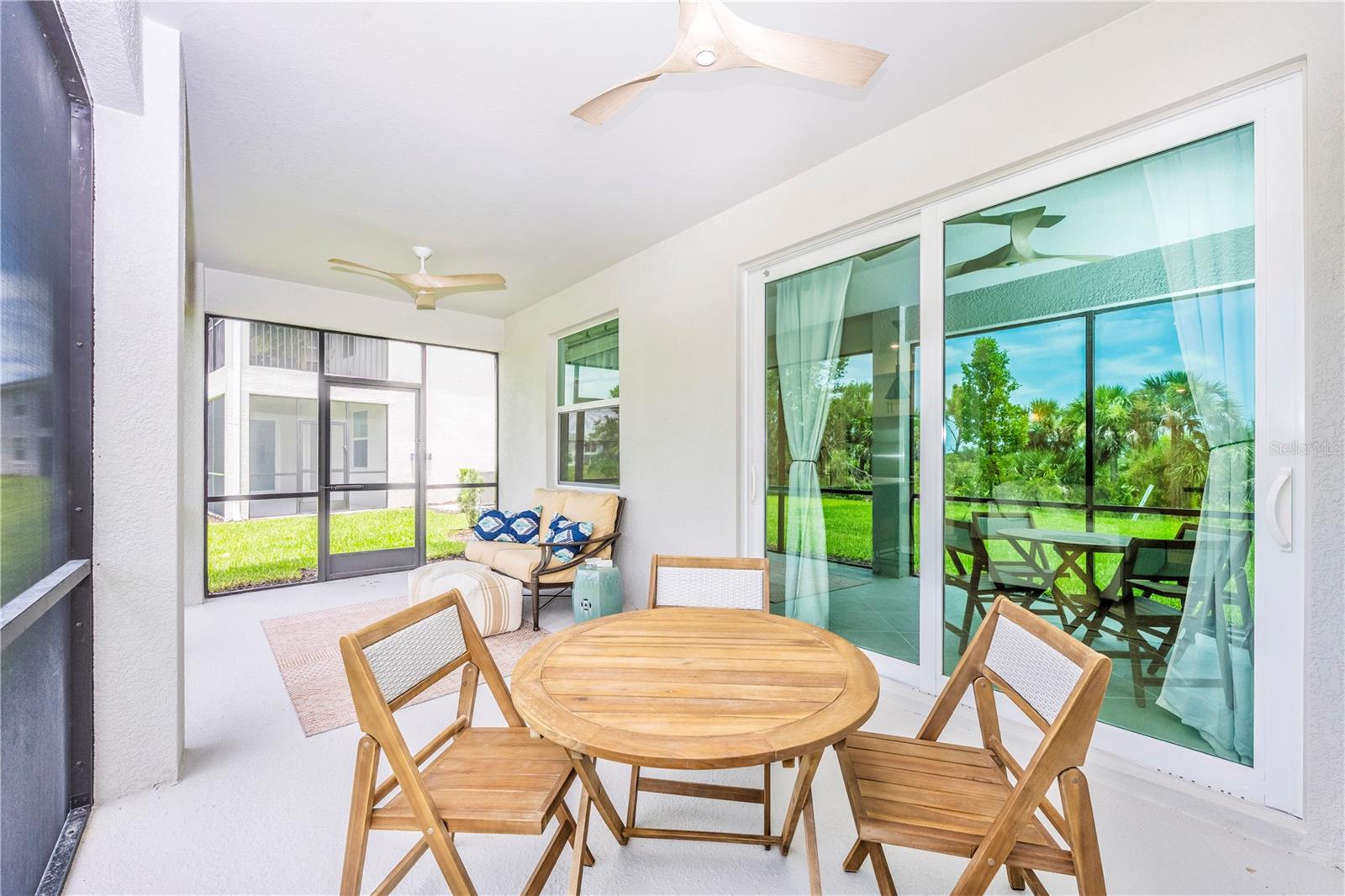 WELLEN PARK GOLF & COUNTRY CLUB - Residential Lease
