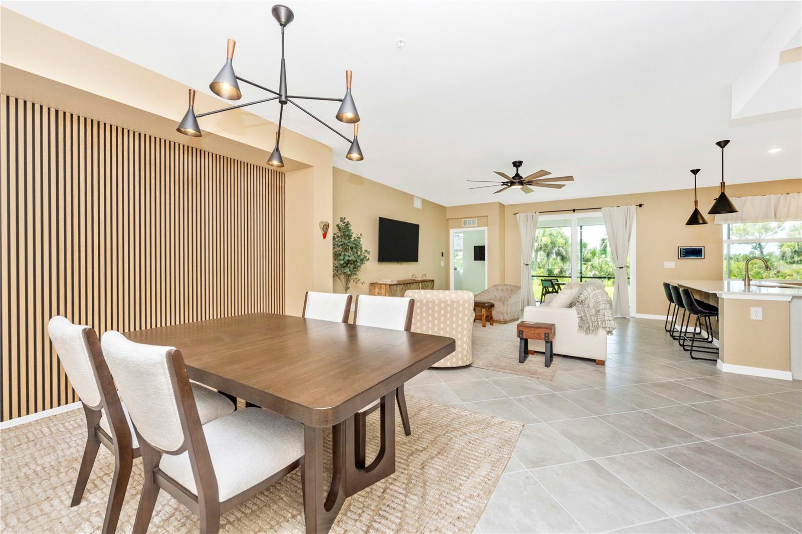 WELLEN PARK GOLF & COUNTRY CLUB - Residential Lease