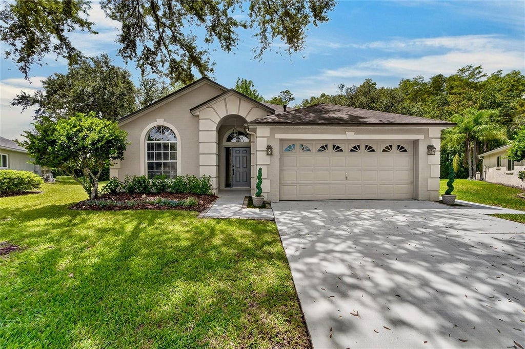 Photo of 6106 Chalon Court, Lutz, FL 33558 (MLS # TB8546340)