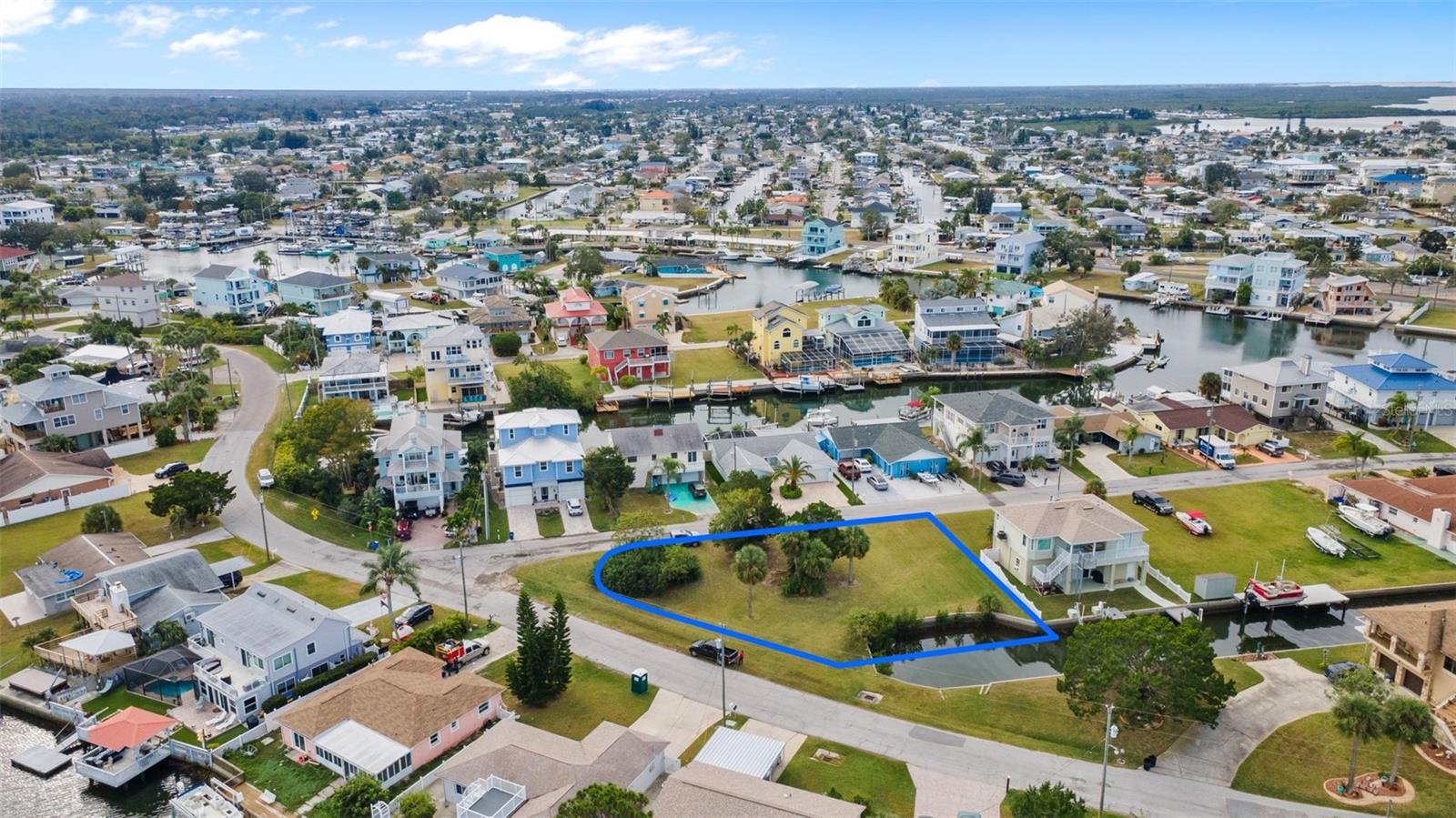 HUDSON BEACH ESTATES - Land