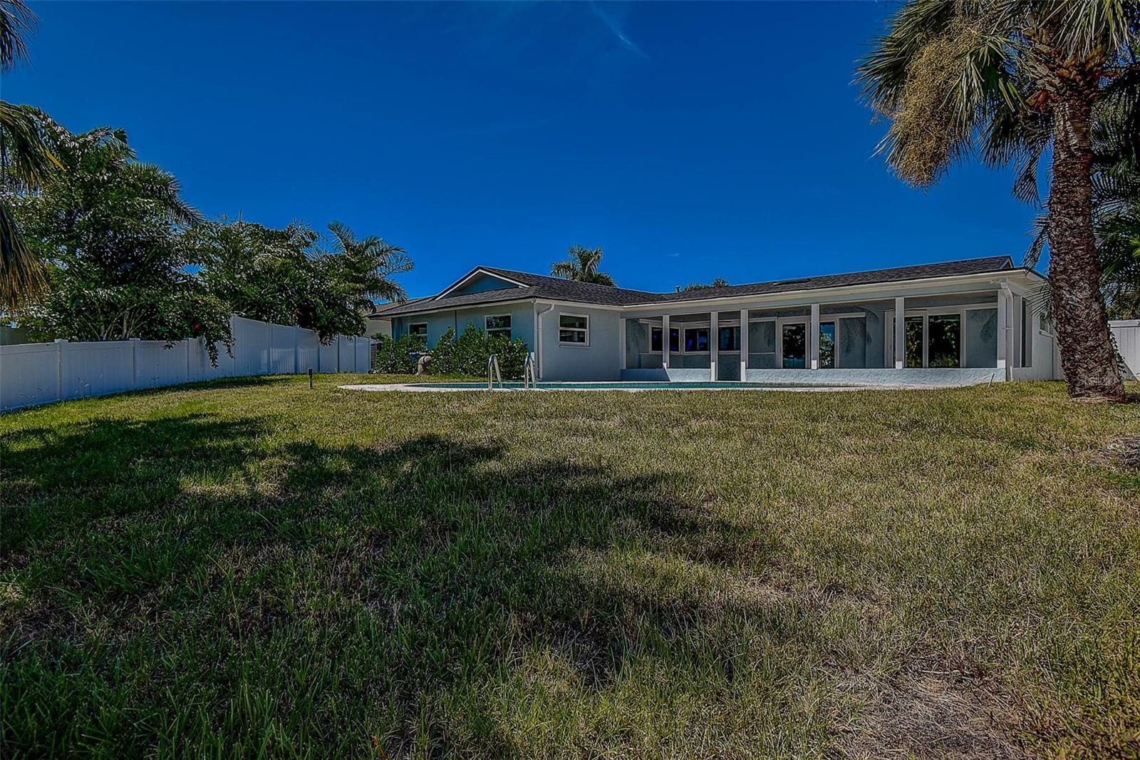 BROADWATER UNIT 2 - Residential
