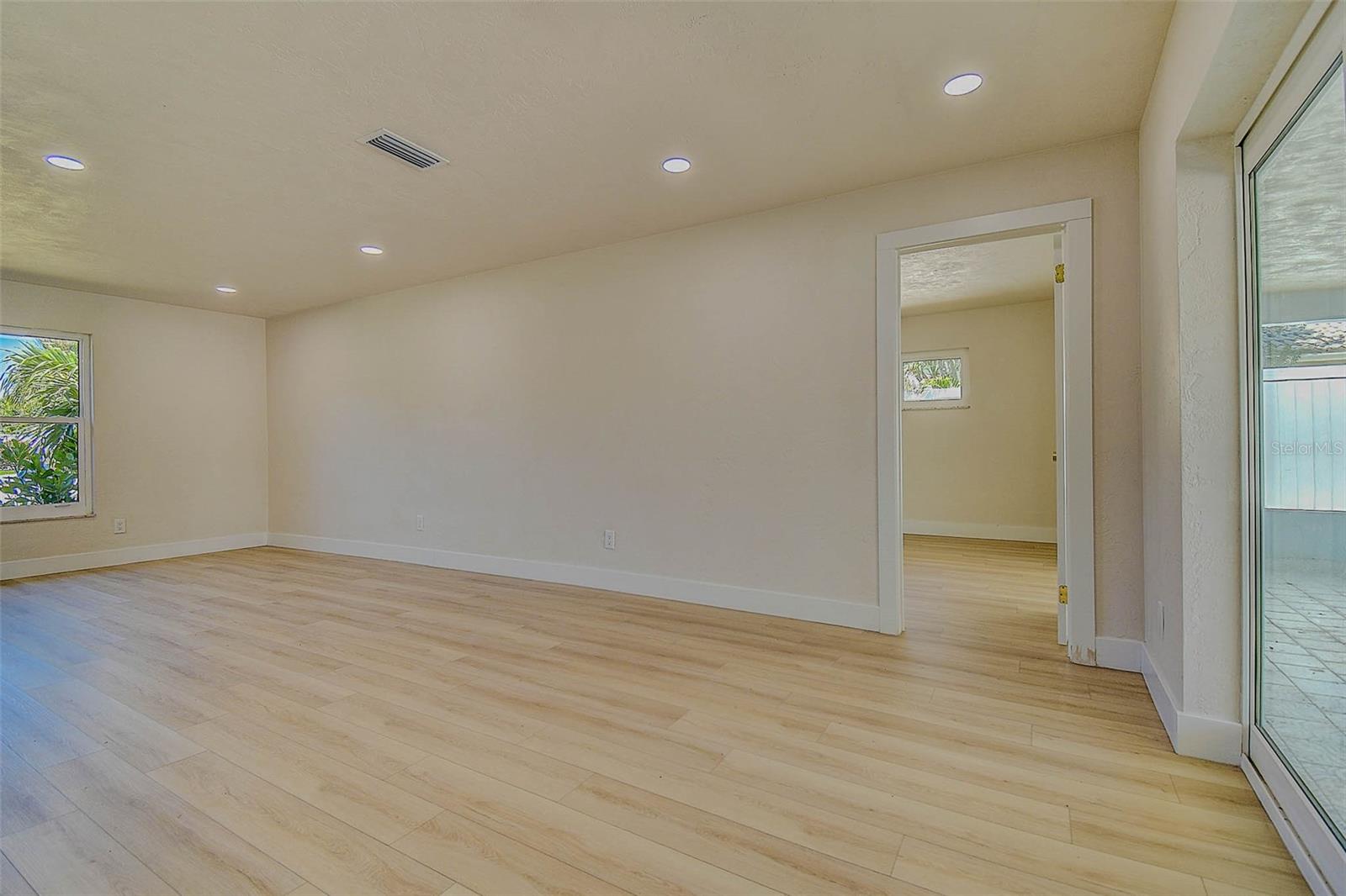 BROADWATER UNIT 2 - Residential