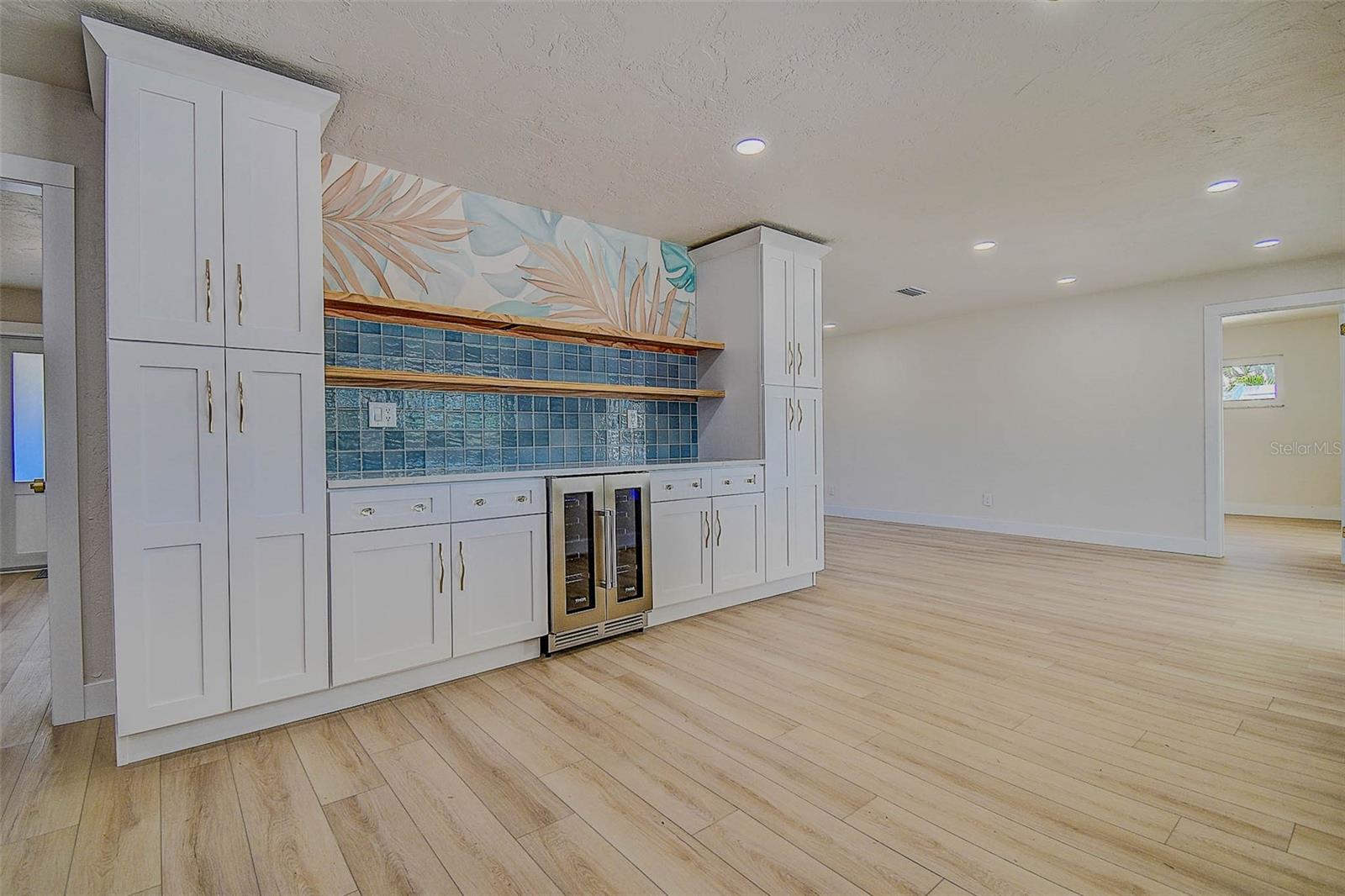 BROADWATER UNIT 2 - Residential
