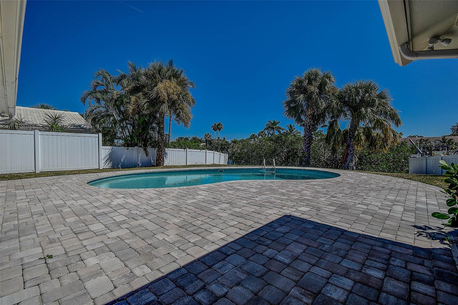 BROADWATER UNIT 2 - Residential