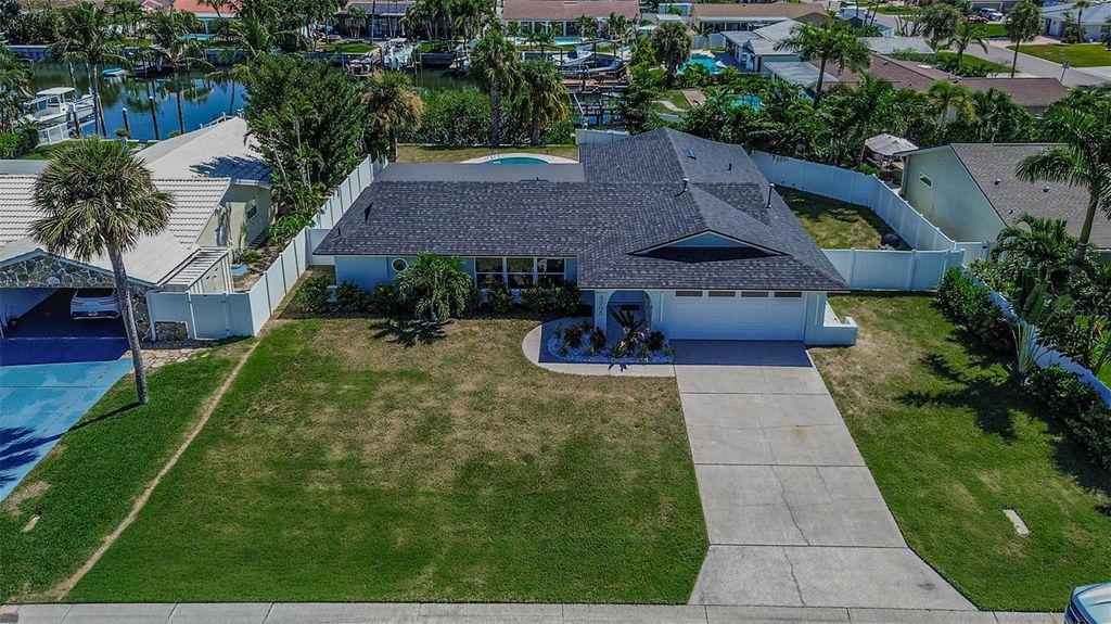 Photo of 4568 40th Street S, St Petersburg, FL 33711 (MLS # TB8434196)