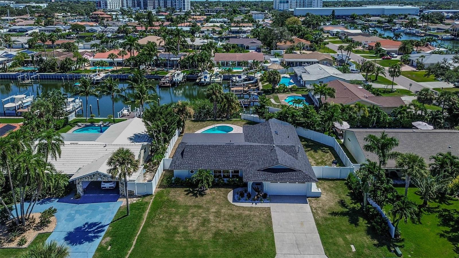 BROADWATER UNIT 2 - Residential